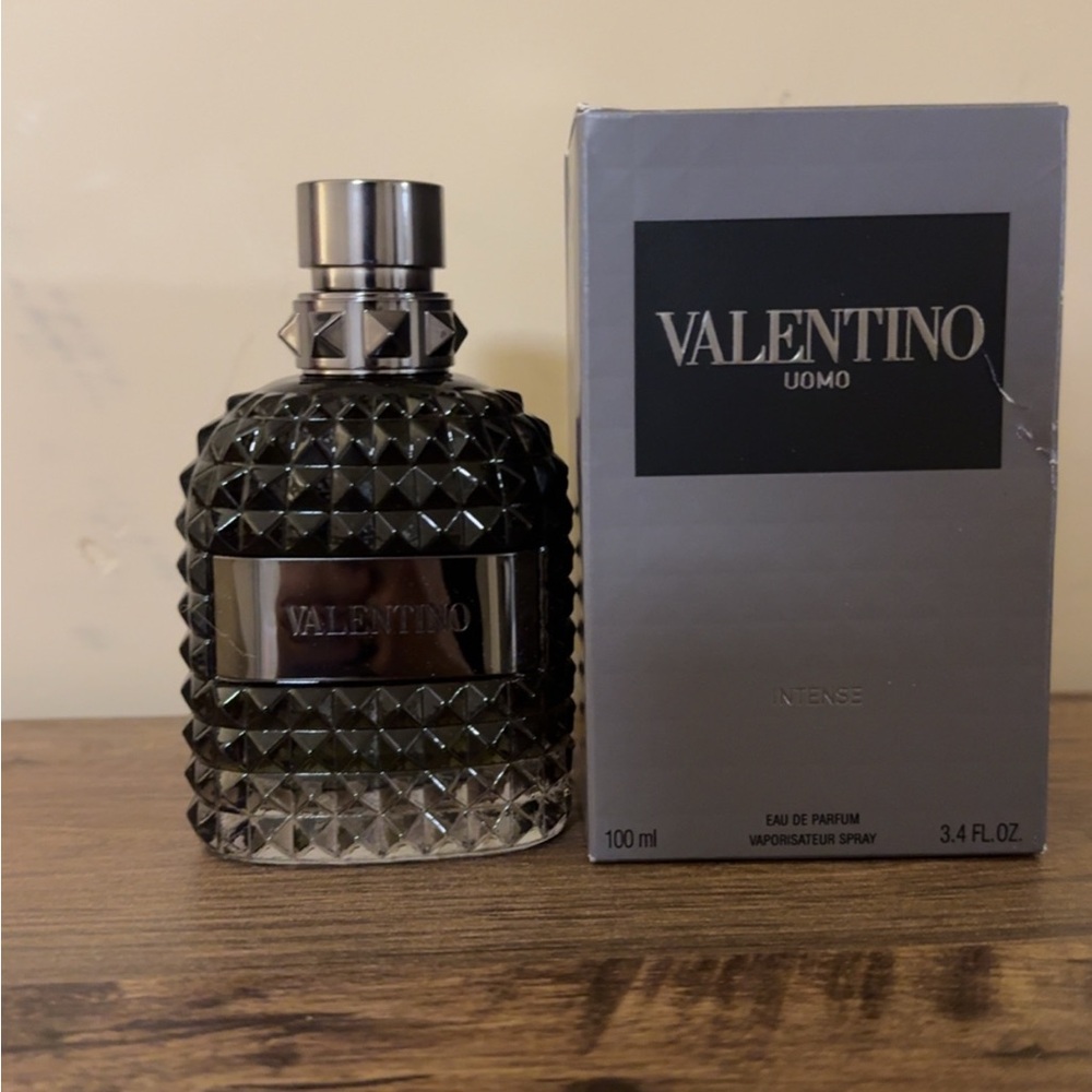 Valentino Uomo Intense Eau de Parfum